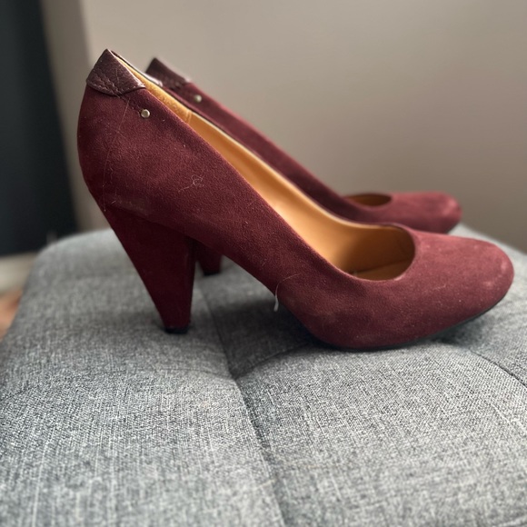 Call It Spring, Size 8, Burgundy heel - storage box included! - Picture 4 of 5
